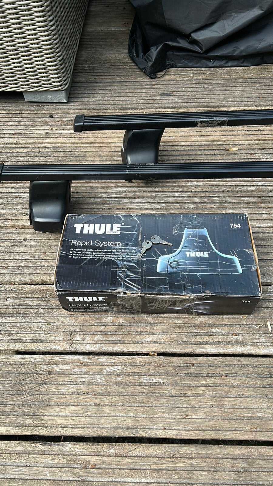 Thule dakdragers met voet nr 754, Ophalen, Gebruikt