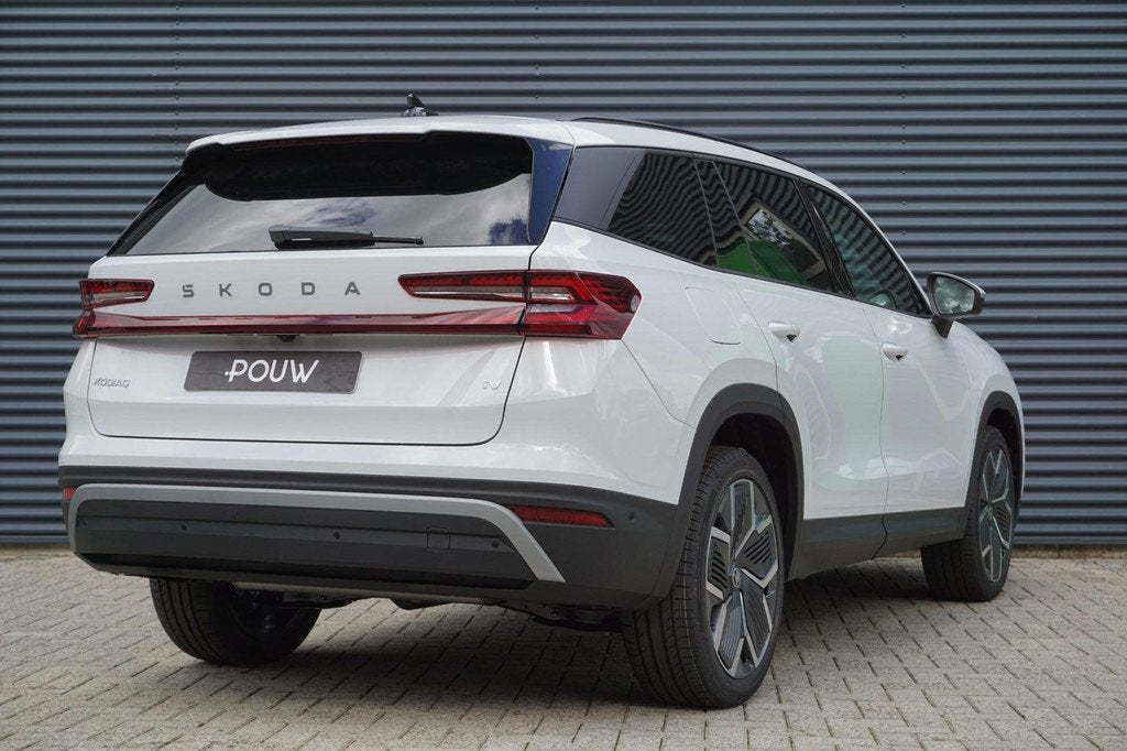 Skoda Kodiaq 1.5 TSI 204pk PHEV Business Edition | Panoramad, Auto's, Skoda, 12 maanden, Euro 6, 4 cilinders, Alcantara