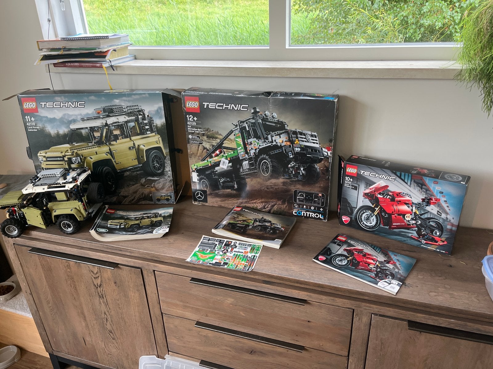 LEGO sets: Defender, Zetros, Panigale (42107, 42129, 42110), Ophalen of Verzenden, Gebruikt