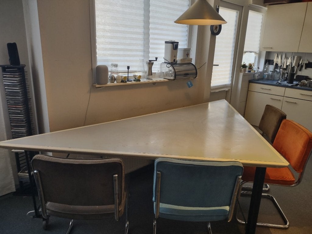 Grote unieke tafel, driehoekig, Huis en Inrichting, Gebruikt, 100 tot 150 cm, 200 cm of meer, Ophalen of Verzenden
