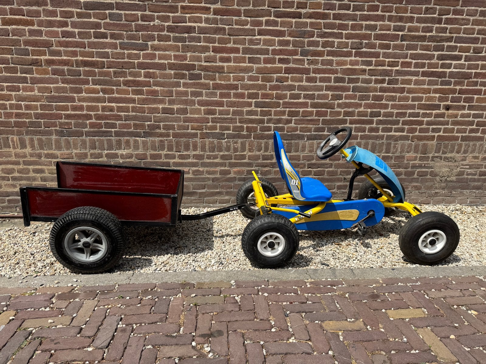 Berg duo skelter met aanhanger/kar, Kinderen en Baby's, Speelgoed | Buiten | Skelters, Ophalen, Gebruikt, Berg, Duozit
