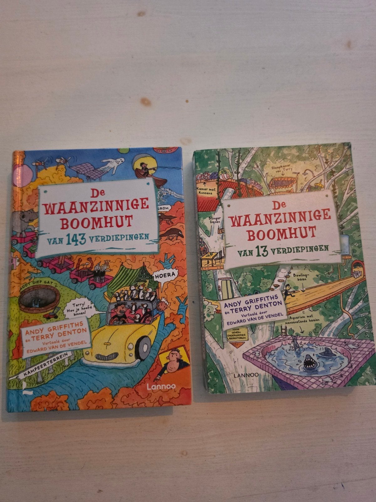 2 waanzinnige boomhut verdiepingen boeken, Boeken, Ophalen of Verzenden, Zo goed als nieuw, Andy Griffiths en Terry Denton, Non-fictie