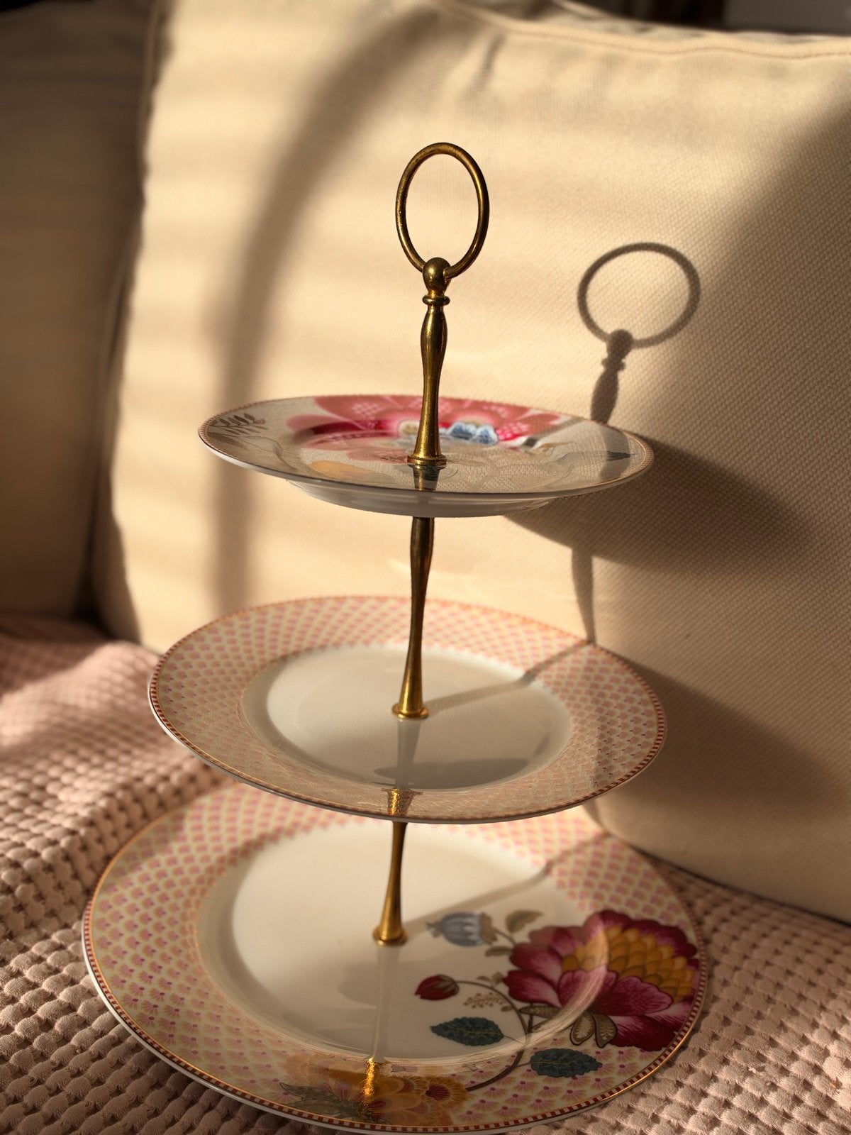 Pip Studio etagère 3-laags - Floral Porcelain, Ophalen of Verzenden, Zo goed als nieuw, Meerkleurig, Steen/keramiek
