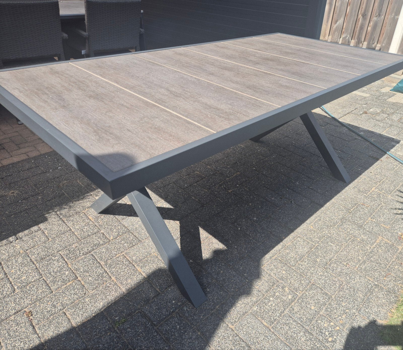 Moderne tuintafel met aluminium. Merk Bois Le Dux, Tuin en Terras, Ophalen, Gebruikt, Rechthoekig, Aluminium