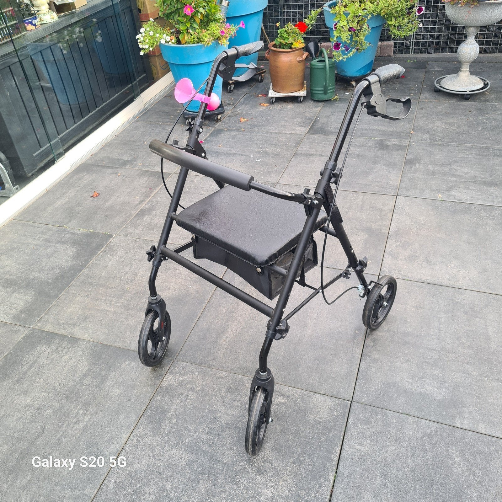 rollator opvouwbaar en lichtgewicht, Ophalen