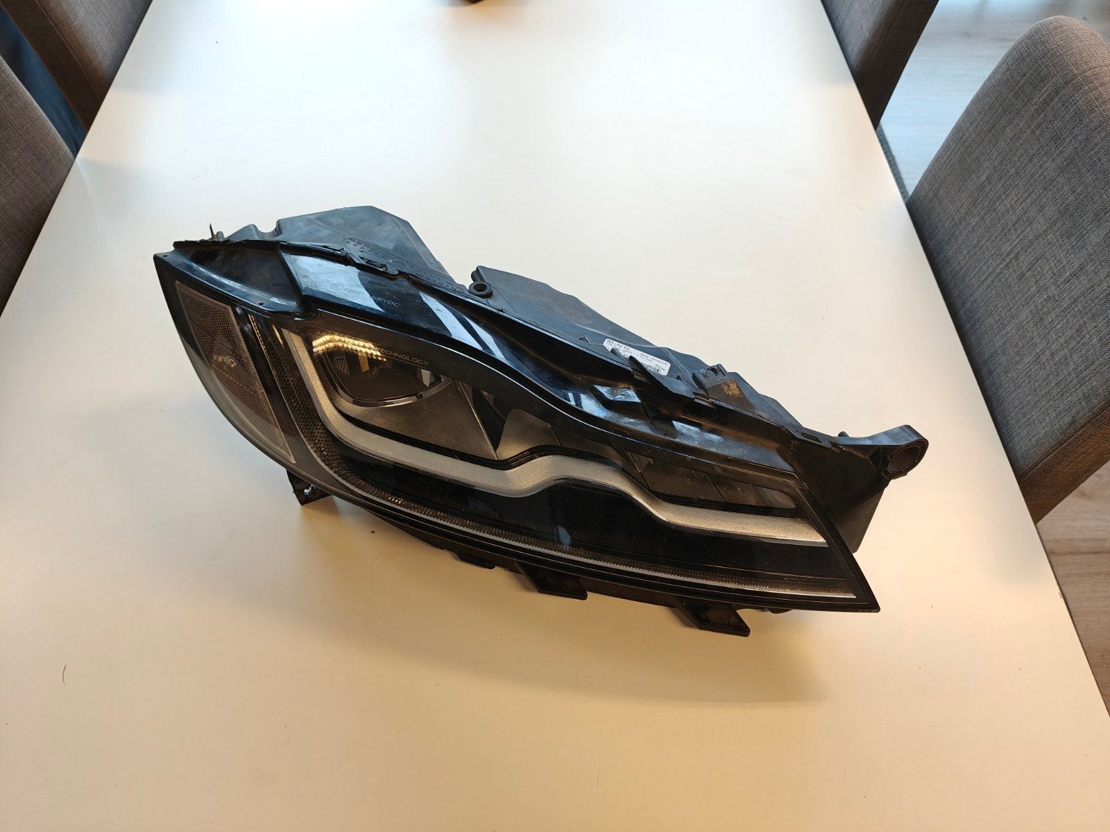 Jaguar XF/F-pace LED koplamp rechts (knipperlicht defect), Ophalen of Verzenden, Gebruikt, Jaguar