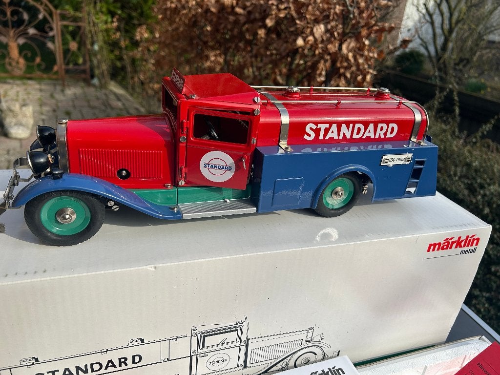 Marklin 1993 Tankwagen STANDARD, Metall, Hobby en Vrije tijd, Modelauto's | 1:18, Ophalen of Verzenden, Zo goed als nieuw, Auto