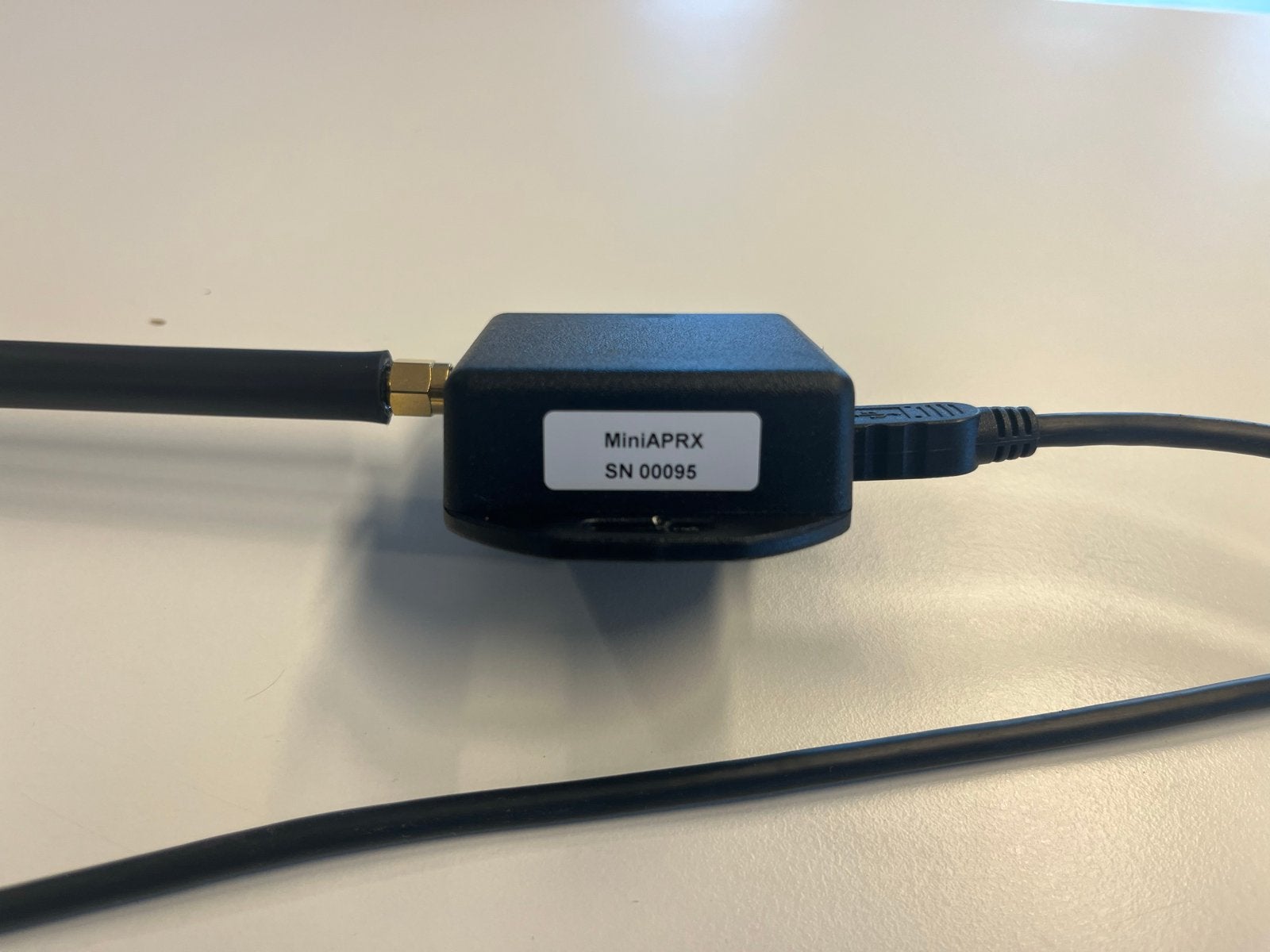 MiniAPRX APRS Tracker/Transceiver - Zo goed als nieuw, Telecommunicatie, Zenders en Ontvangers, Ophalen of Verzenden, Zo goed als nieuw