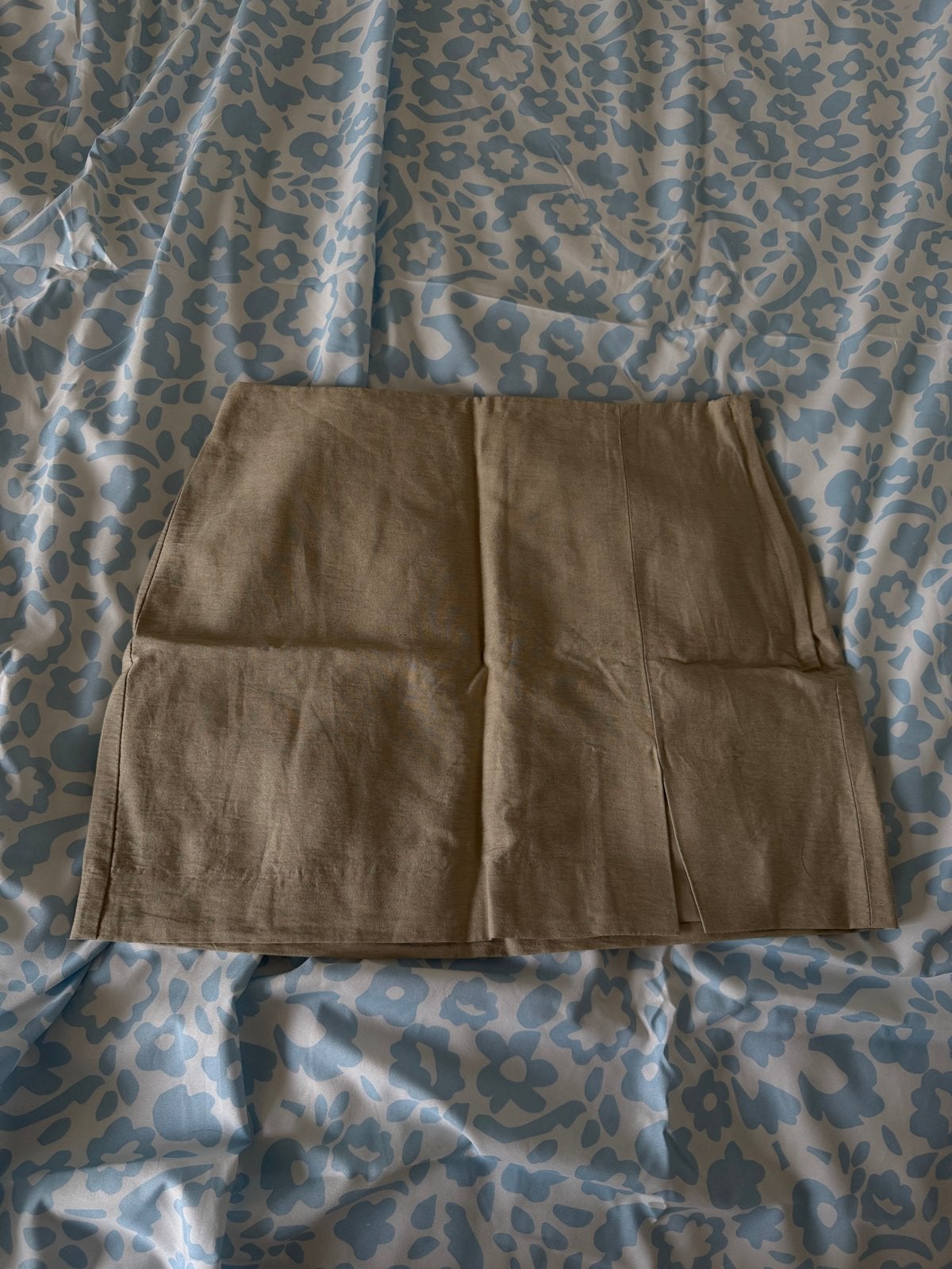 Linnen blend mini rokje in beige - H&M, Maat 38/40 (M), Verzenden, Beige, Zo goed als nieuw
