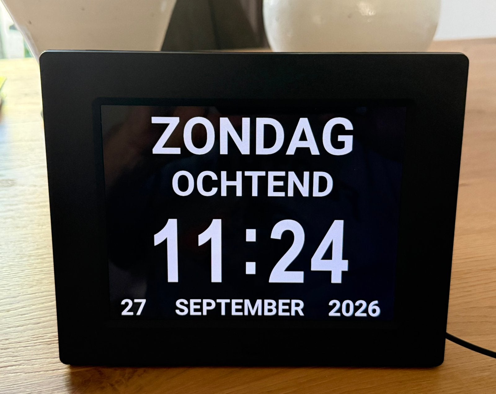 XL Digitale Dementie klok 16x12 cm met alarm functie, Ophalen of Verzenden, Zo goed als nieuw