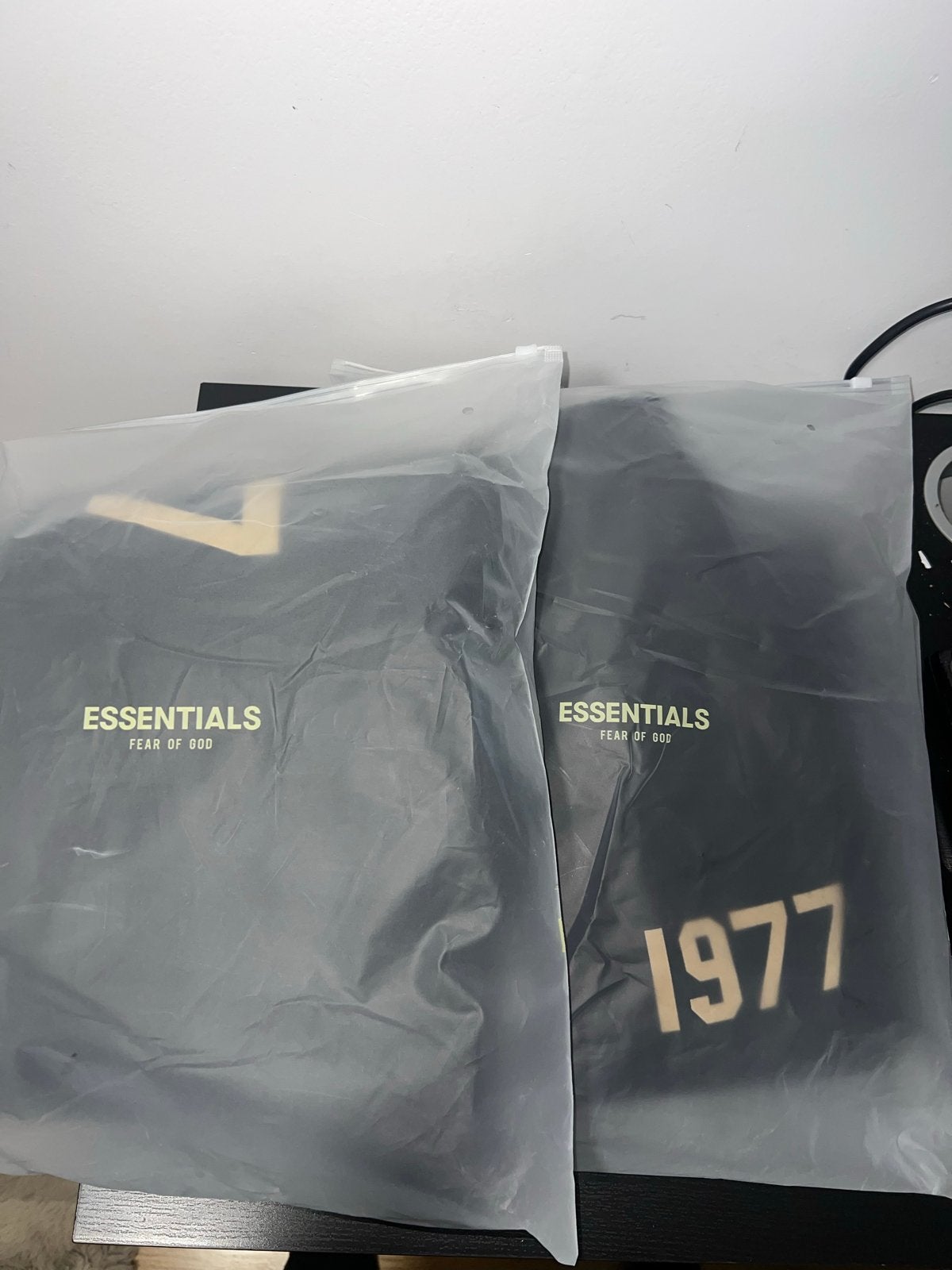 Essentials Fear of God 1977 Pak Maat M, Ophalen of Verzenden, Nieuw, Maat 48/50 (M), Zwart