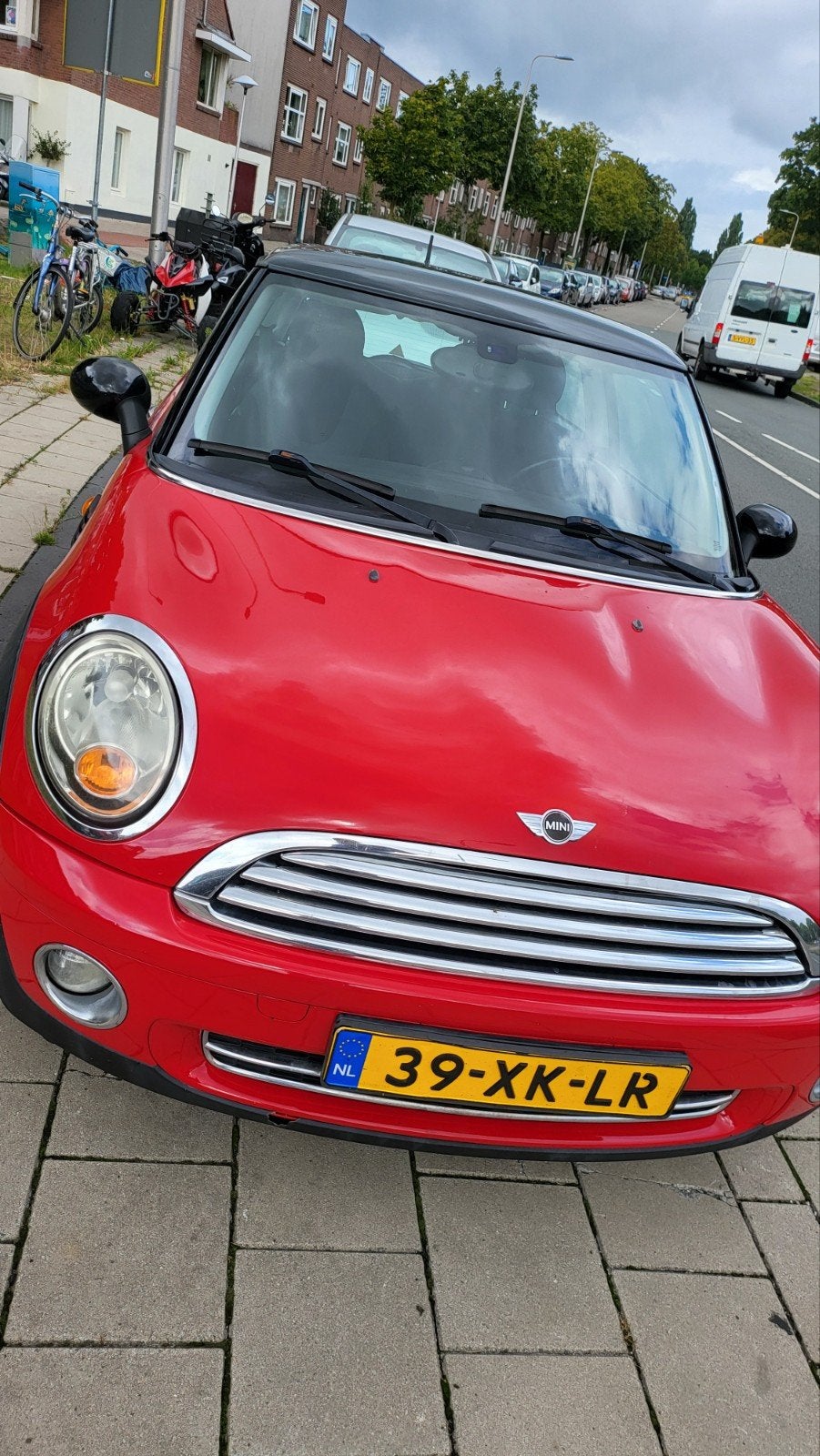 Mini 1.4 16V ONE 2007 Rood, Auto's, Voorwielaandrijving, 4 stoelen, 49 €/maand, Origineel Nederlands
