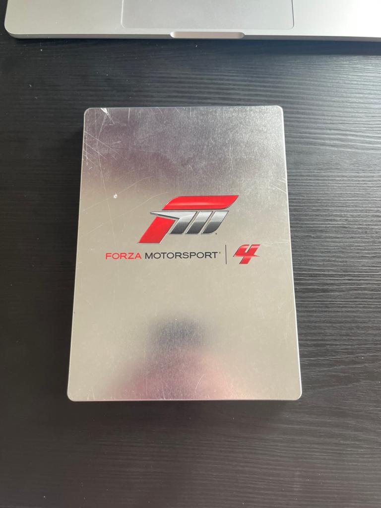 Forza Motorsport 4 Xbox 360 - Limited Collector's Edition, Gebruikt, One Microsoft Place, South County Business Park, Dublin D18 P521 IRELAND; Registered Office: 70 Sir Rogerson's Quay, Dublin D02 R296 IRELAND