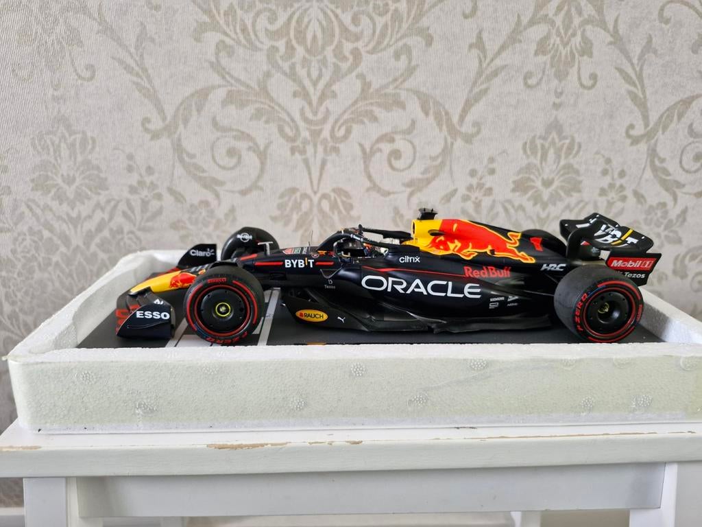 Oracle Red Bull Racing RB18 Max Verstappen Italian GP 2022, Ophalen of Verzenden