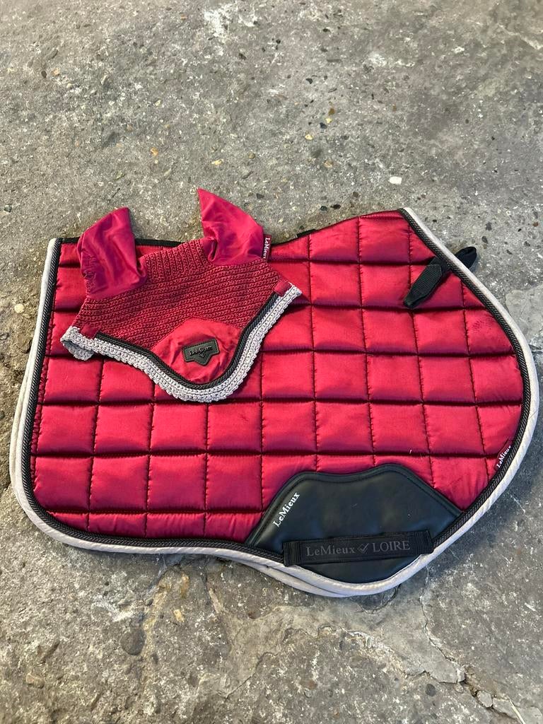 Lemieux set, dekje en oornetje, Dieren en Toebehoren, Paarden en Pony's | Dekens en Dekjes, Full (L), Rood, Nieuw, Ophalen of Verzenden