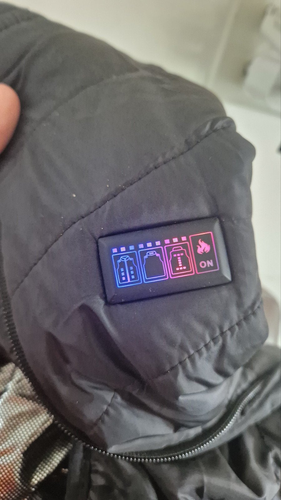 Verwarmd bodywarmer,, zwart, Ophalen, Zo goed als nieuw, Zwart, Onbekend