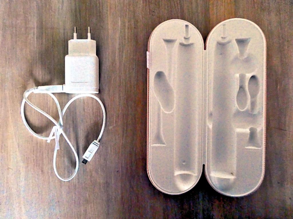 Philips sonicare DiamondClean reisetui/oplader, Ophalen of Verzenden, Zo goed als nieuw, Mondverzorging