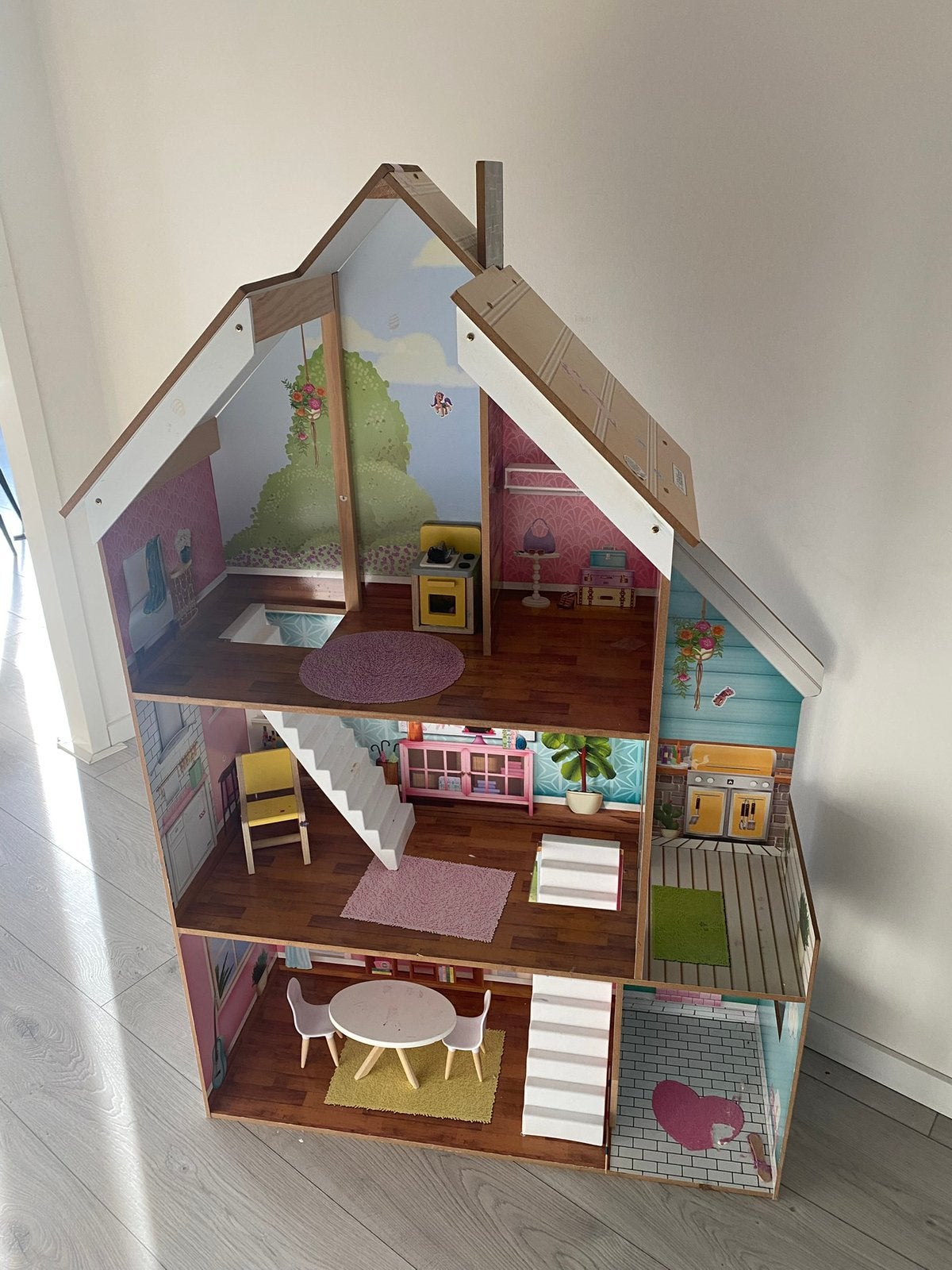 Poppenhuis met attributen, Ophalen, Gebruikt, Poppenhuis