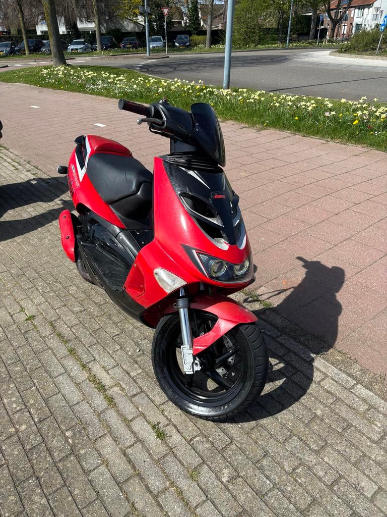 Aprilia SR50 70cc, Fietsen en Brommers, Scooters | Aprilia, Ophalen, Gebruikt, Tweetakt, SR 50