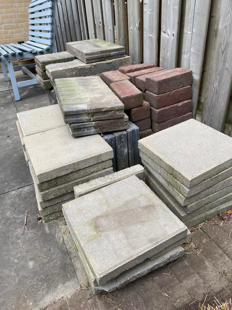 Gratis af te halen tegels, klinkers en borders, Ophalen, Gebruikt, Beton, Klinkers