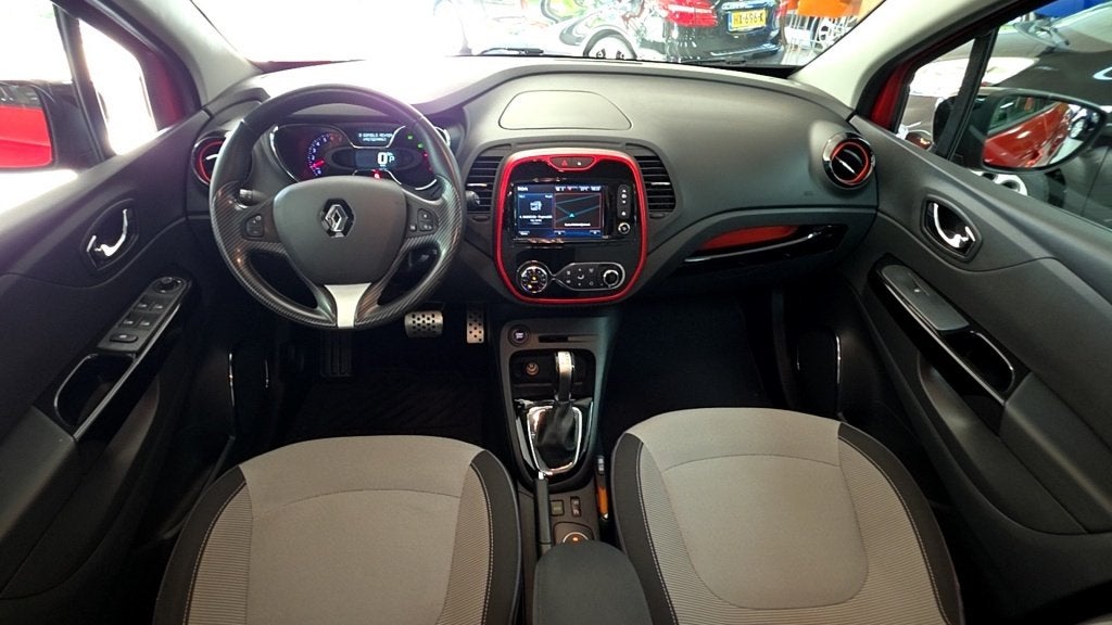 Renault Captur 1.2 TCe Xmod Automaat (bj 2016), Auto's, Renault, Automaat, 12 maanden, Stof, 4 cilinders