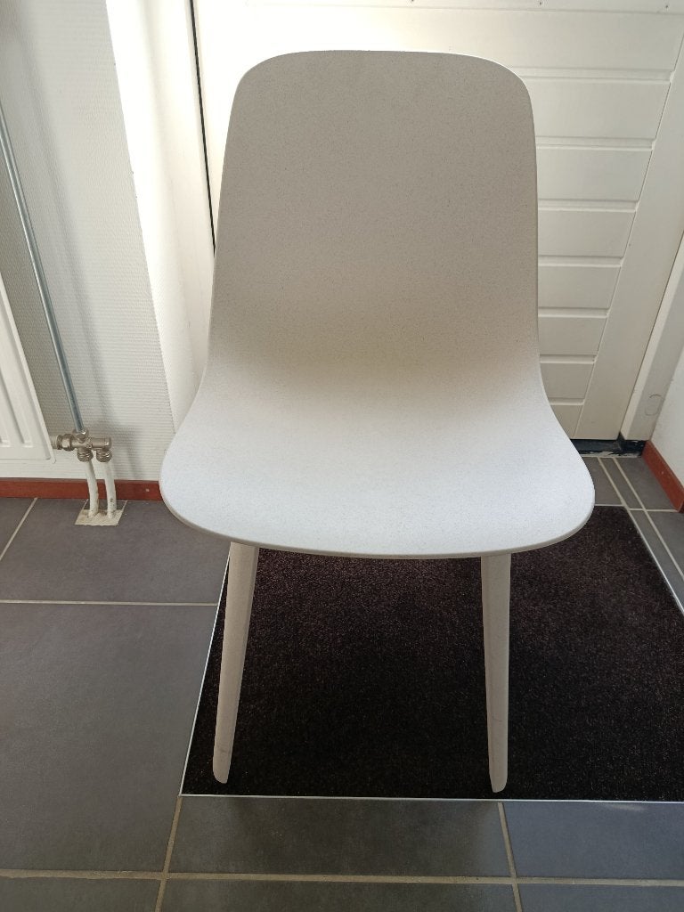 2x IKEA ODGER eetkamerstoelen, Huis en Inrichting, Ophalen, Kunststof, Twee, Wit