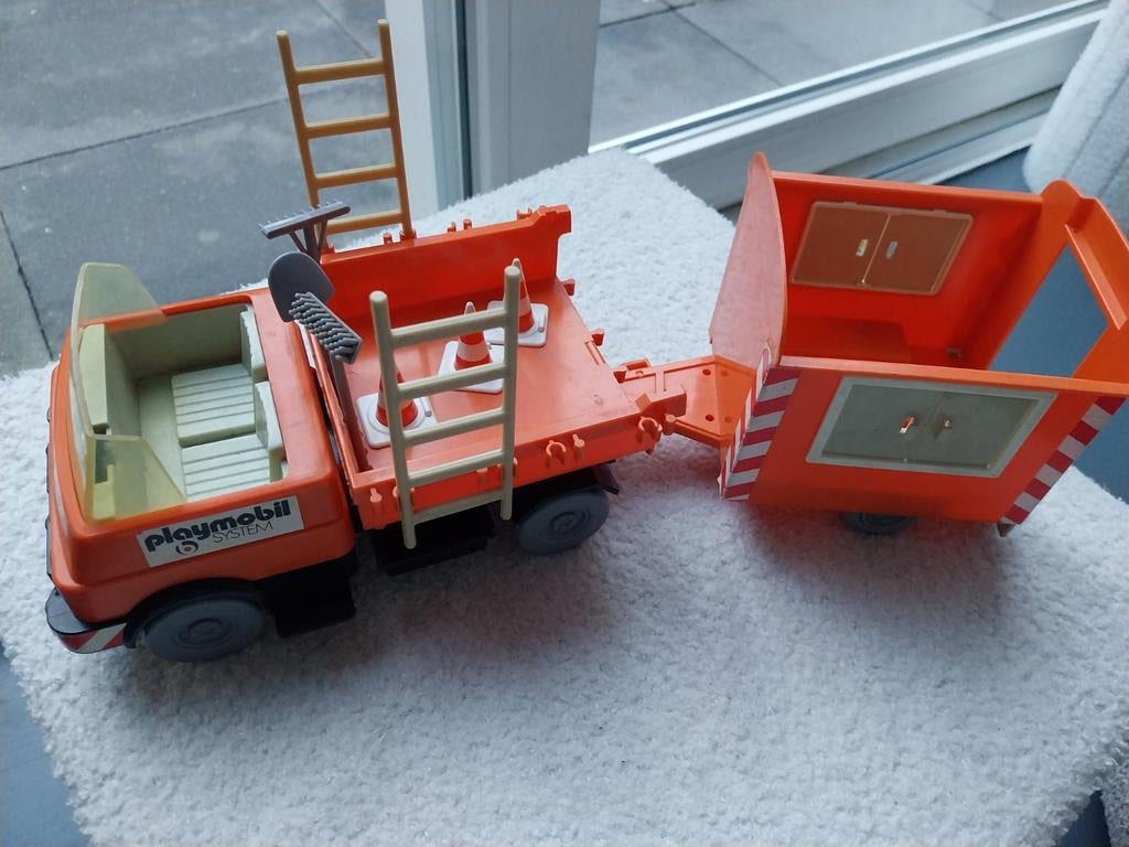 Playmobil werkwagen 1975, Verzenden