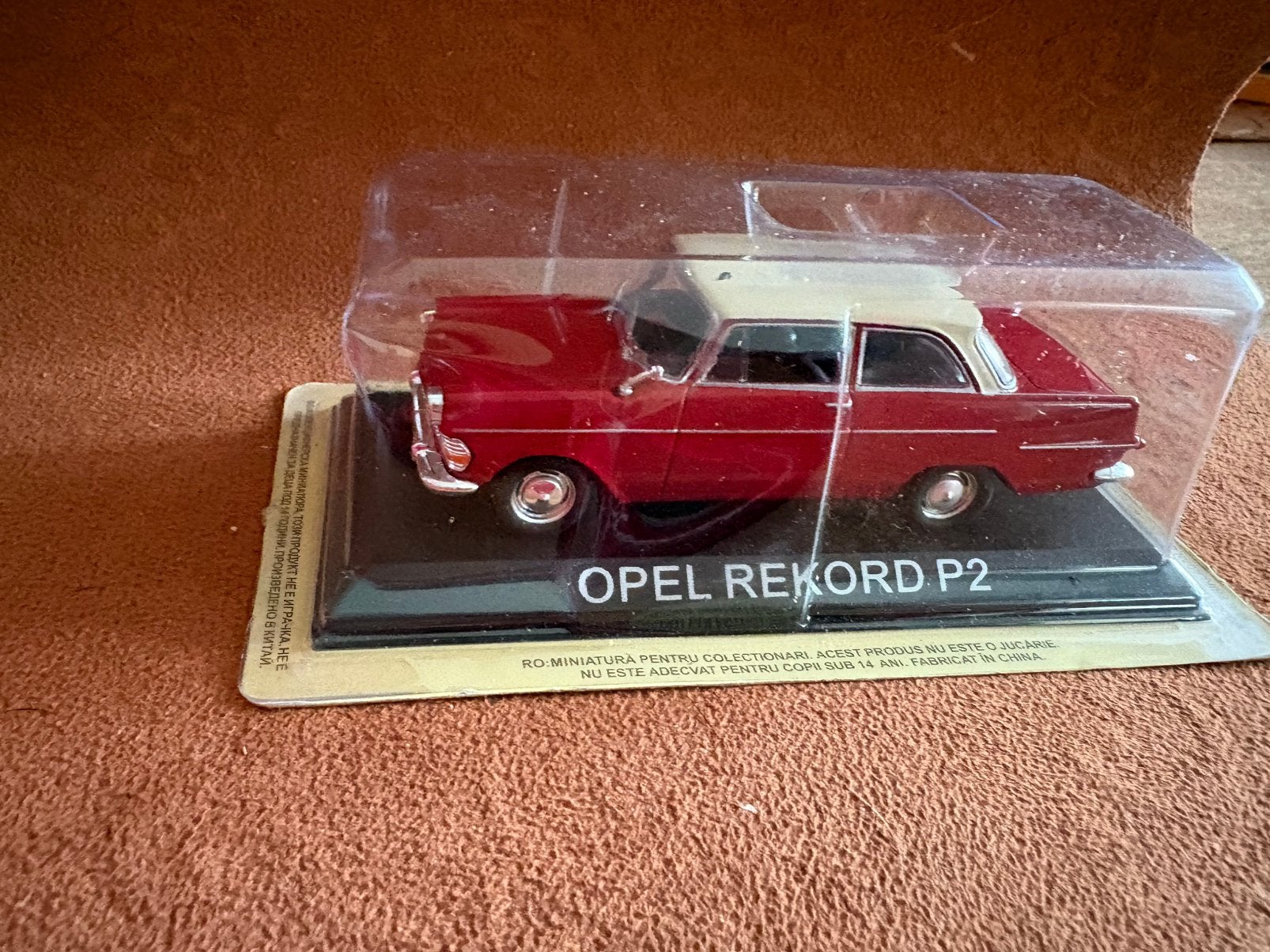 Opel record, Hobby en Vrije tijd, Modelauto's | 1:43, Ophalen of Verzenden, Nieuw, Auto, Overige merken