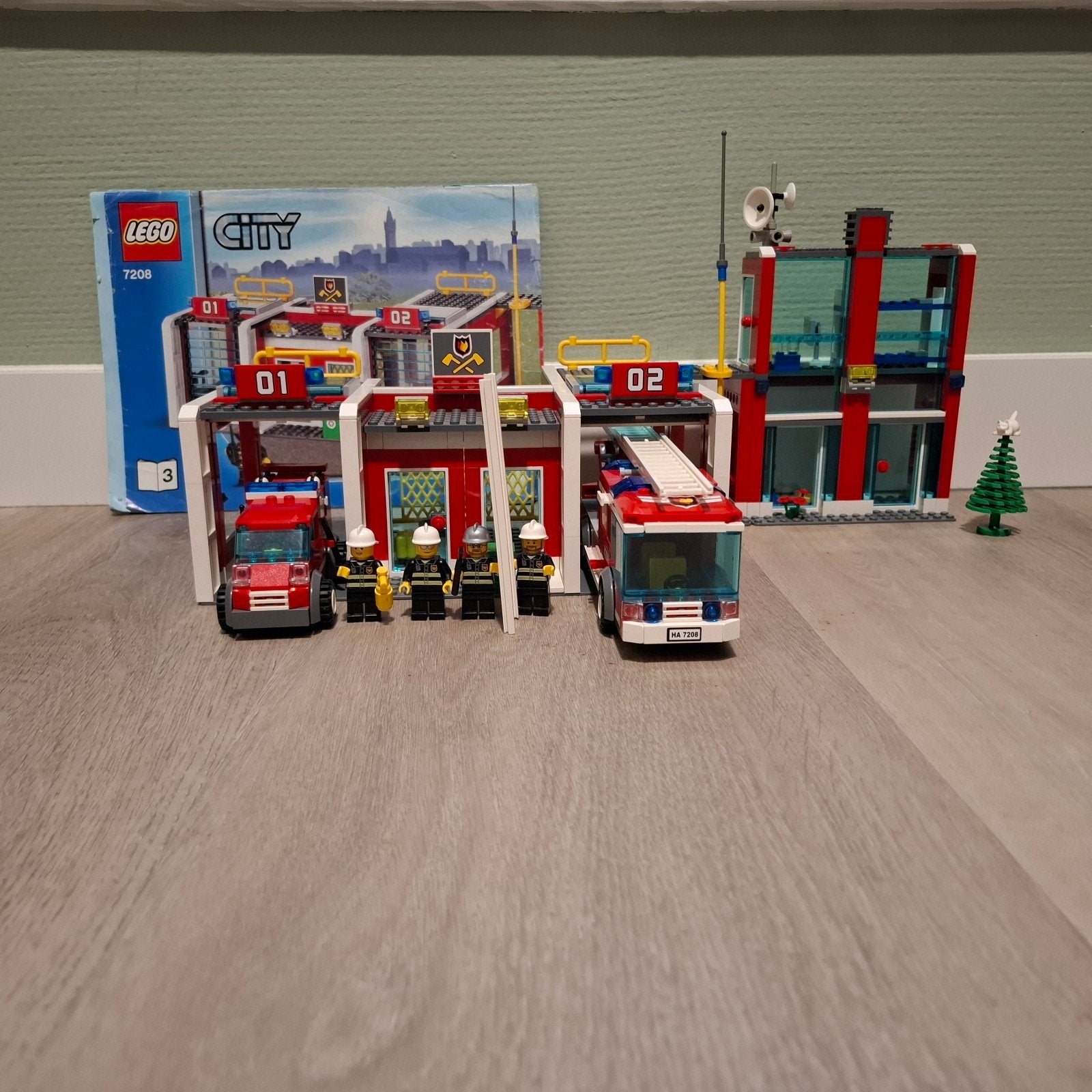 lego city brandweerkazerne 7208, Kinderen en Baby's, Lego, Ophalen of Verzenden, Inclusief instructies, Complete set