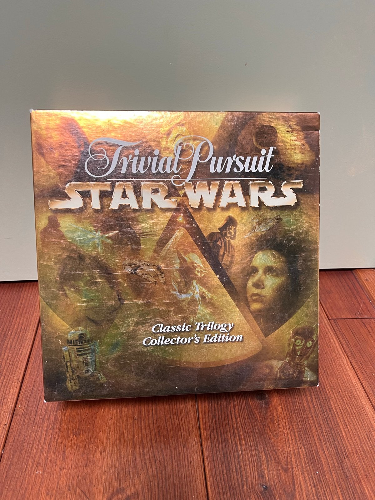 Trivial Pursuit Star Wars Classic Trilogy Collectors Edition, Een of twee spelers, Ophalen of Verzenden, Zo goed als nieuw