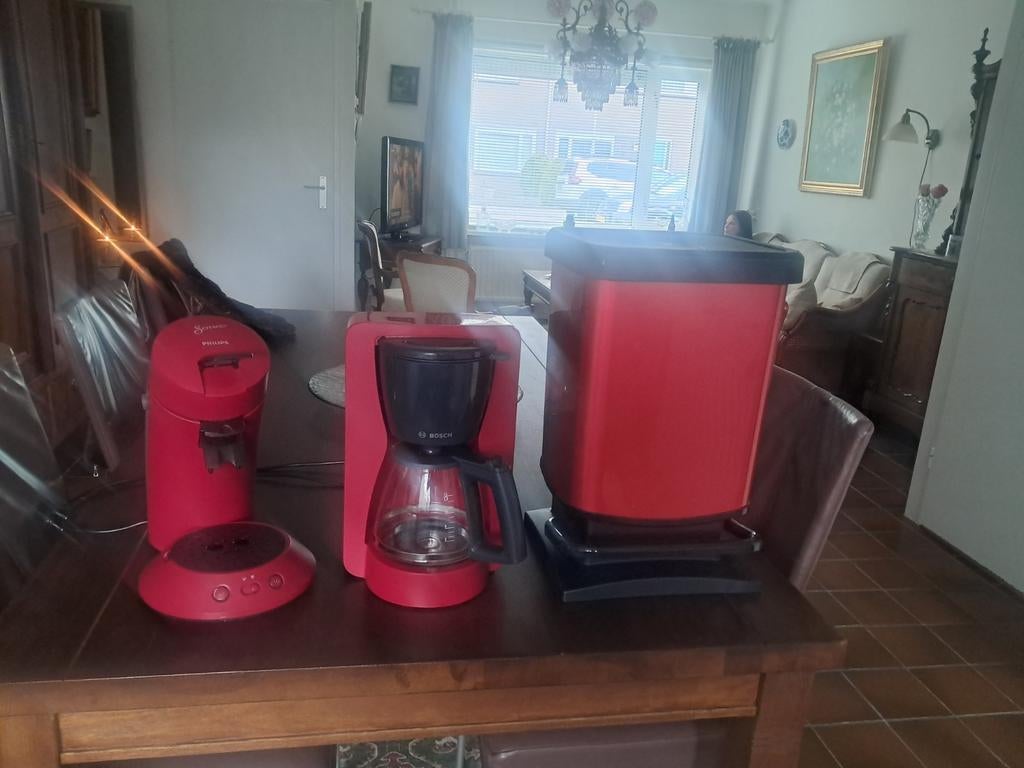 Senseo apparaat  koffiezet apparaat en prullenbak, Ophalen, Zo goed als nieuw