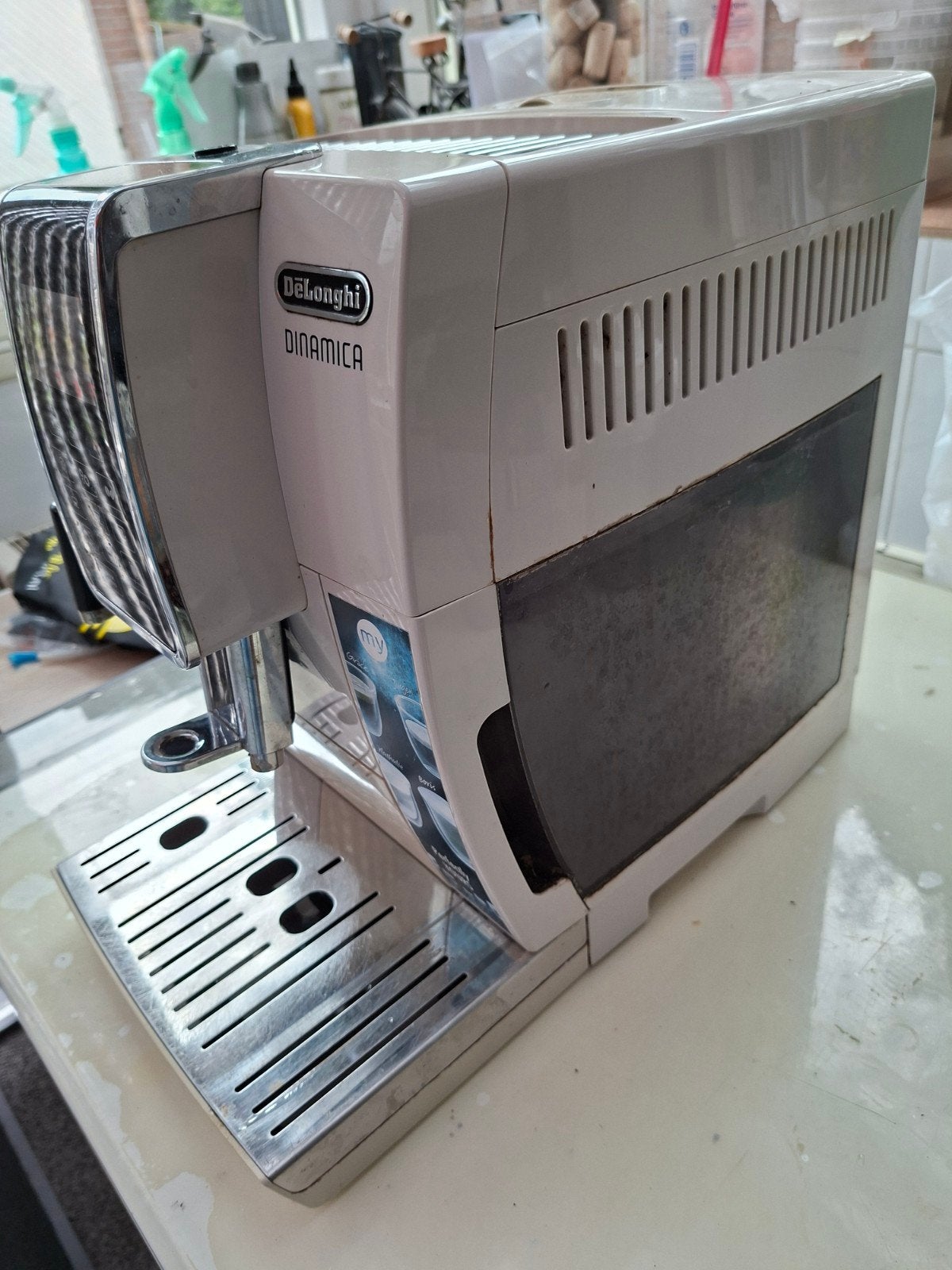 De'Longhi Dinamica volautomatische espressomachine +defect, Witgoed en Apparatuur, Koffiezetapparaten, Gebruikt, Espresso apparaat
