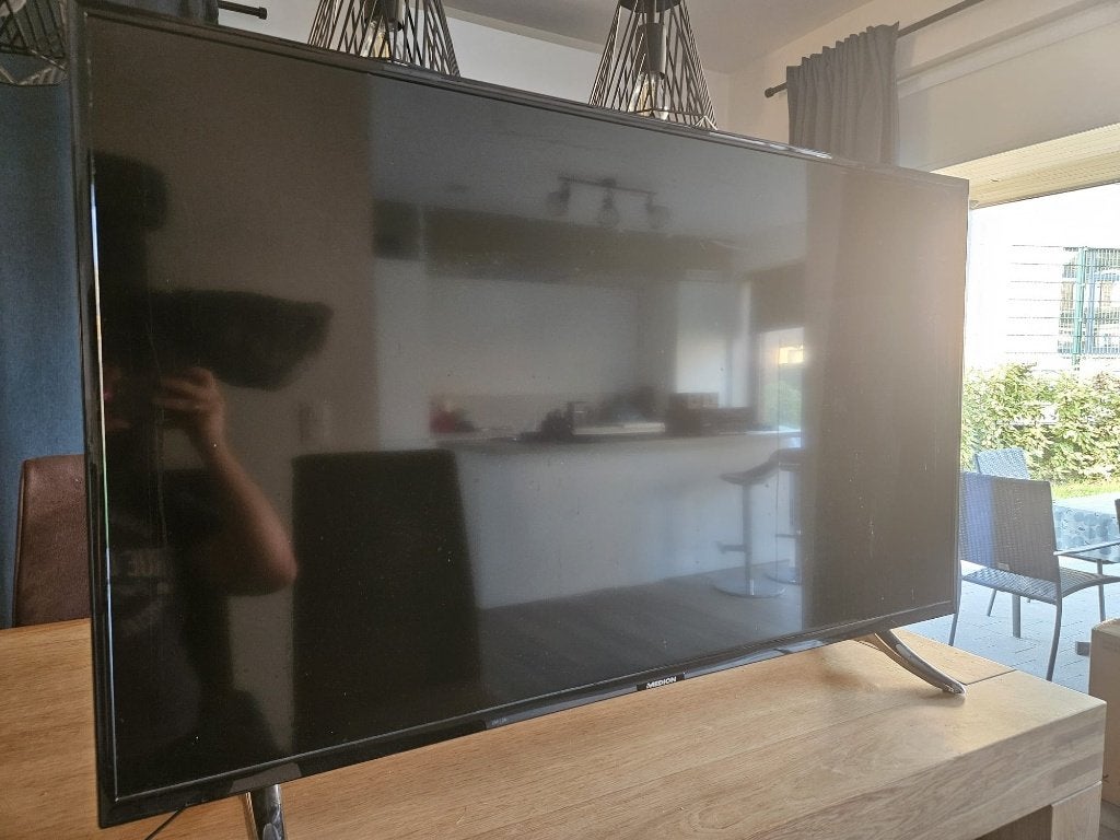 Medion LIFE X15048 (MD 32060) 50" 4K Ultra HD Smart TV