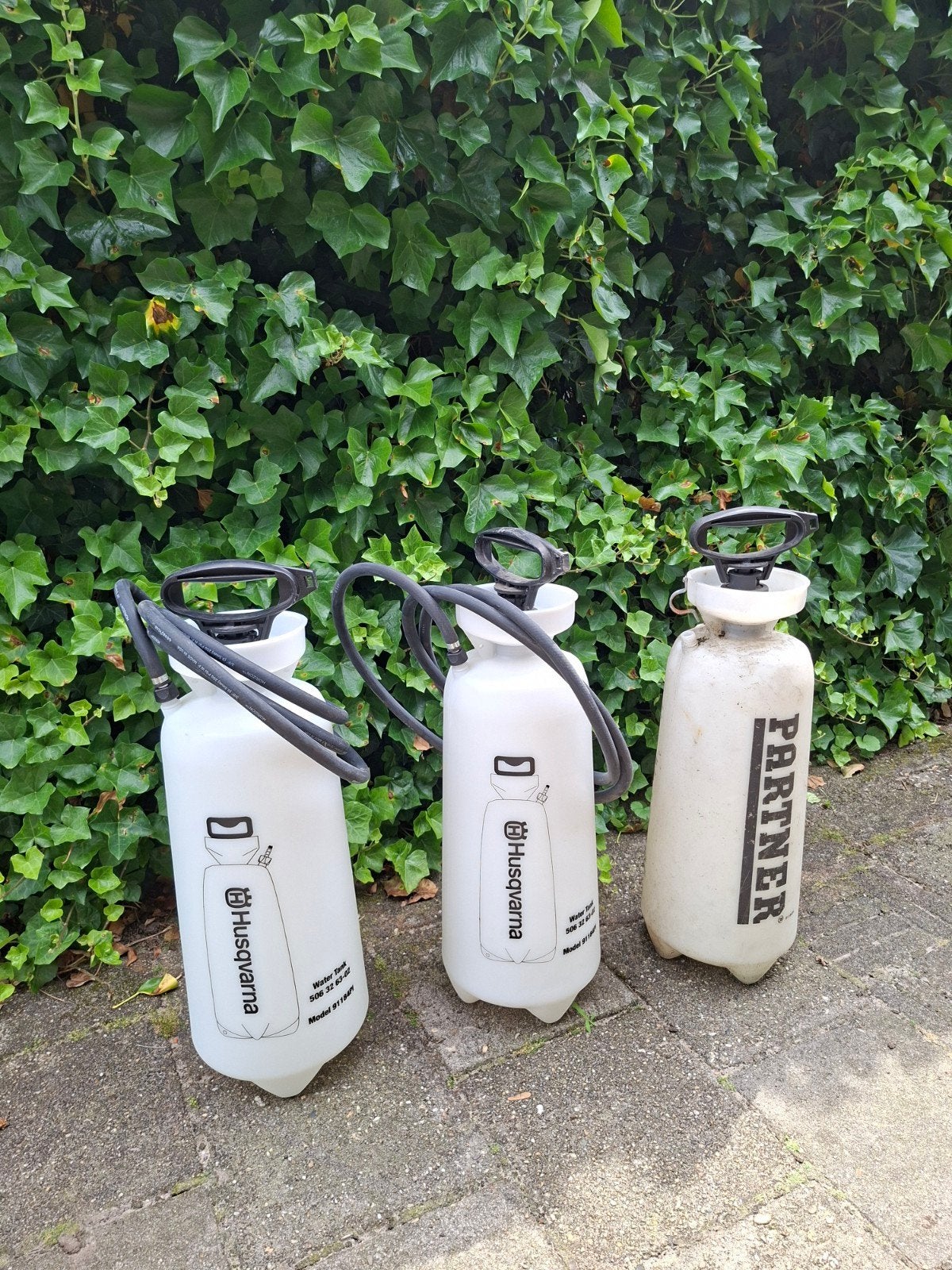 te koop Husqvarna watertank, Ophalen, 1200 watt of meer, Kettingzaag, 70 mm of meer