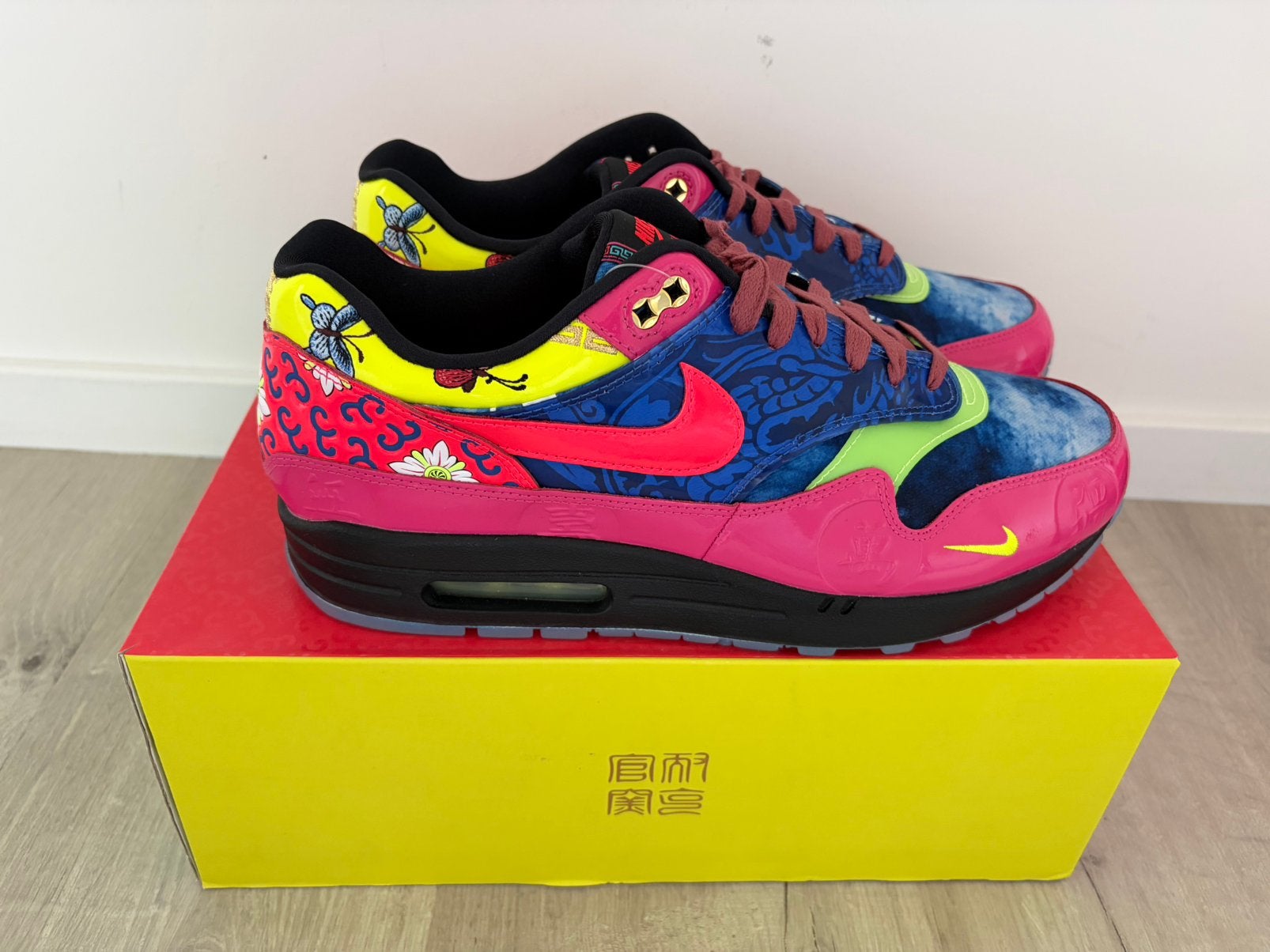 Nike air max 1 chinese new year maat 44,5, Ophalen of Verzenden, Zo goed als nieuw, Overige kleuren