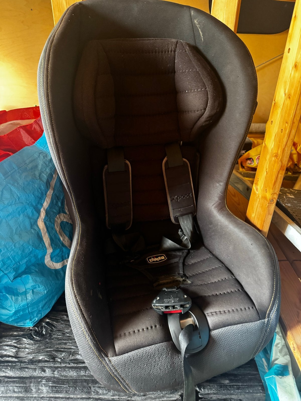 Gratis Chicco kinderstoel, Ophalen, 0 t/m 18 kg, Chicco, Gebruikt