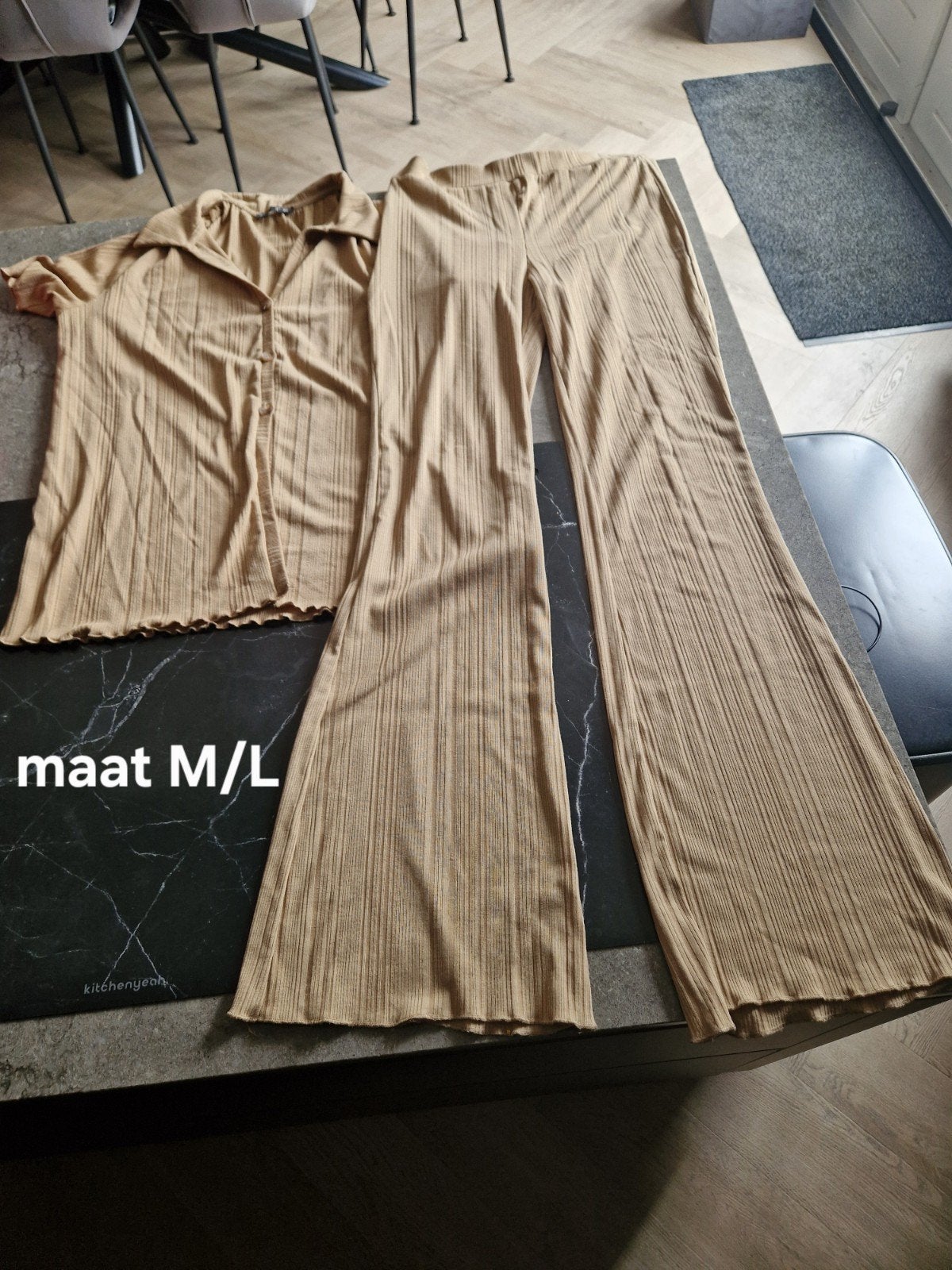 Pak maat M/L, Maat 38/40 (M), Kostuum of Pak, Beige, Ophalen of Verzenden