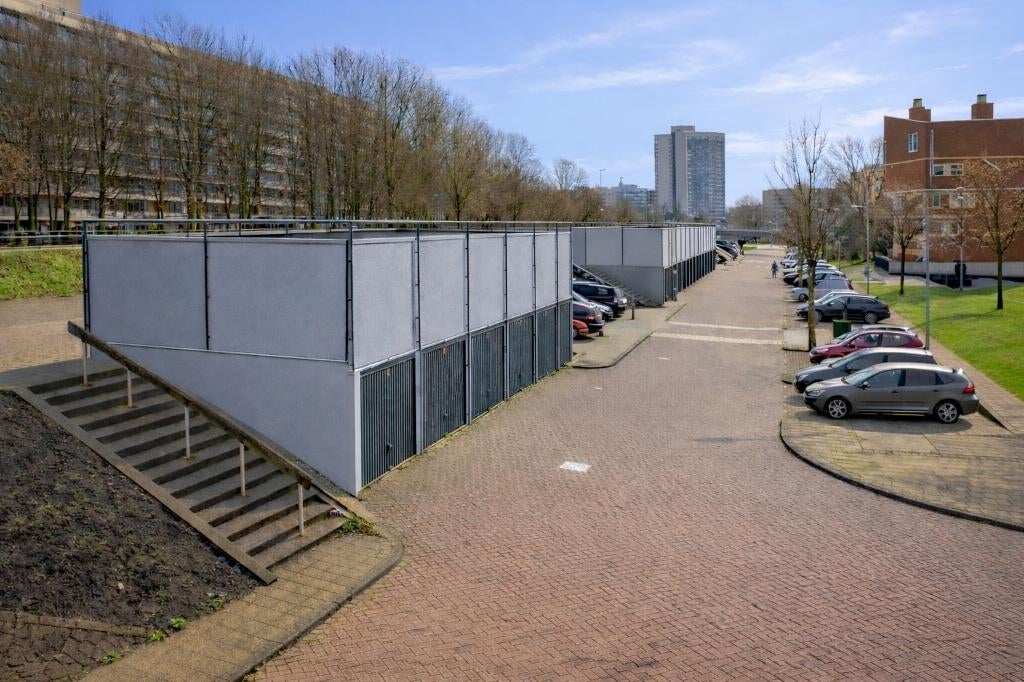 Te huur: Garagebox Amsterdam Koppenburglaan, Huizen en Kamers, Amsterdam