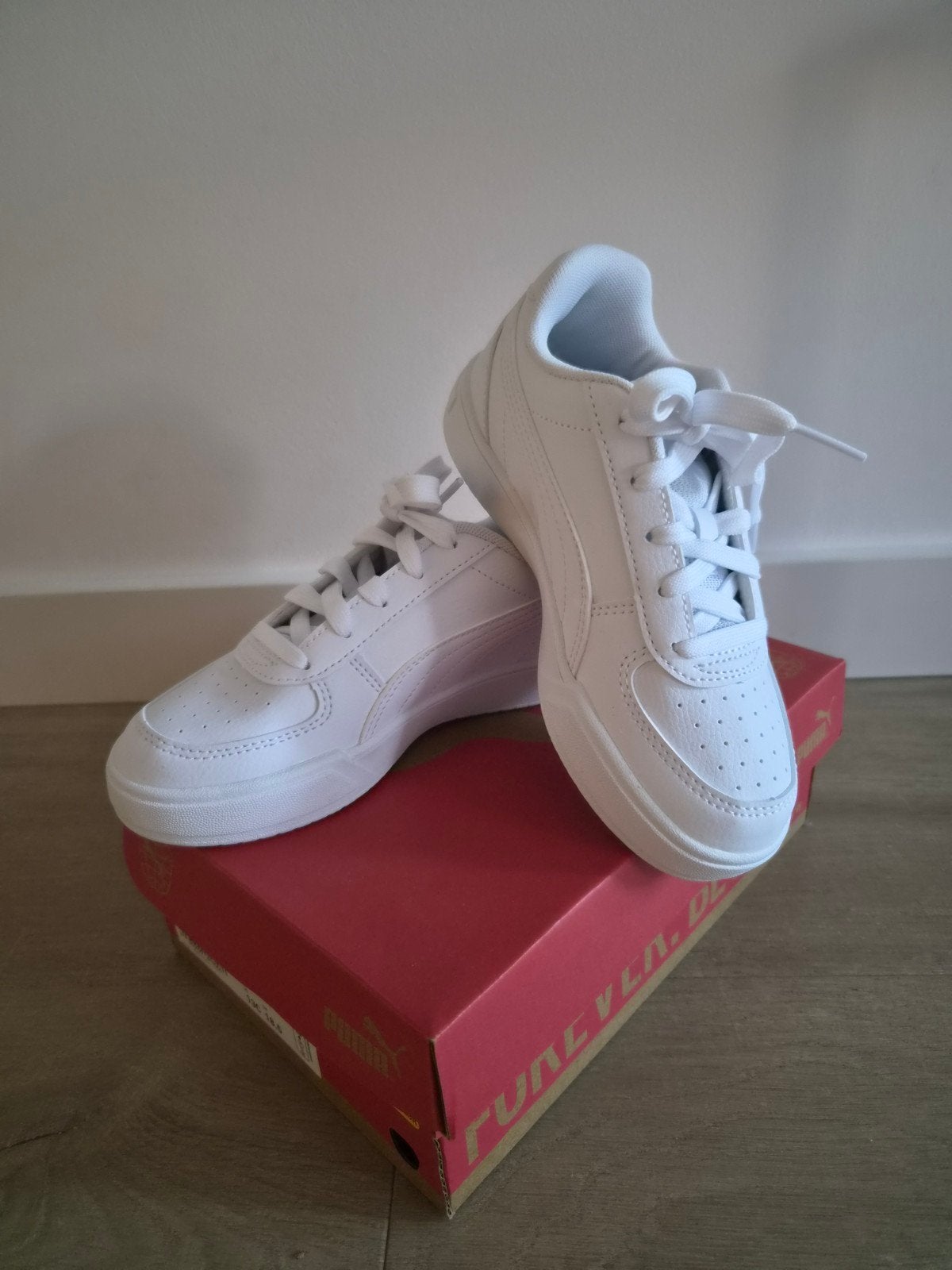 NIEUW Puma sneakers, Ophalen, Nieuw, Schoenen