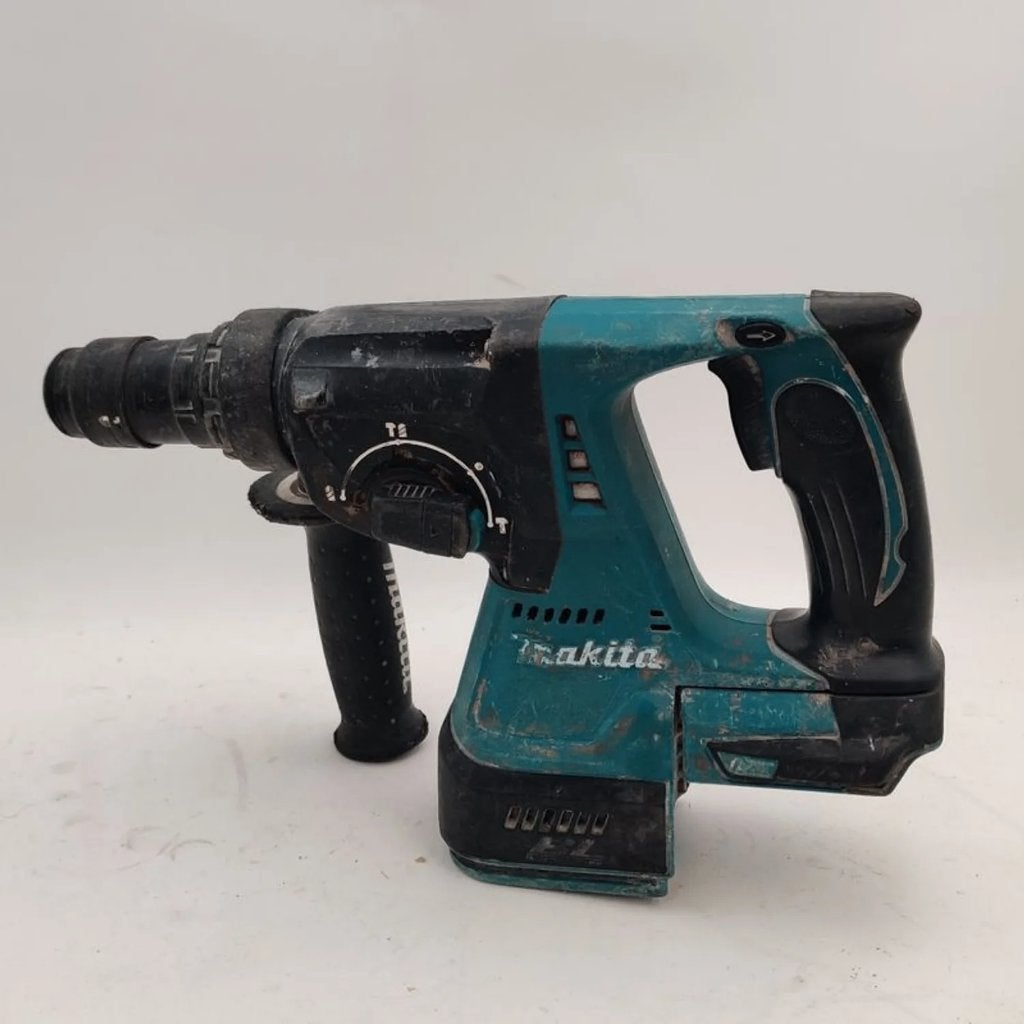 Makita DHR243 Boorhamer nu voor €139.99, Gebruikt, M, Ophalen of Verzenden, M