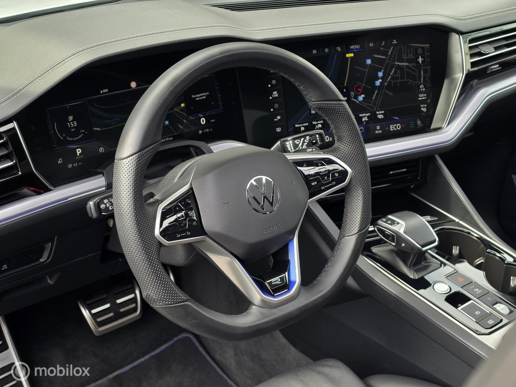 VOLKSWAGEN TOUAREG 3.0 TSI R-LINE 462PK PANO HUD LUCHT TREKH, Auto's, Automaat, Gebruikt, 2995 cc, 462 pk