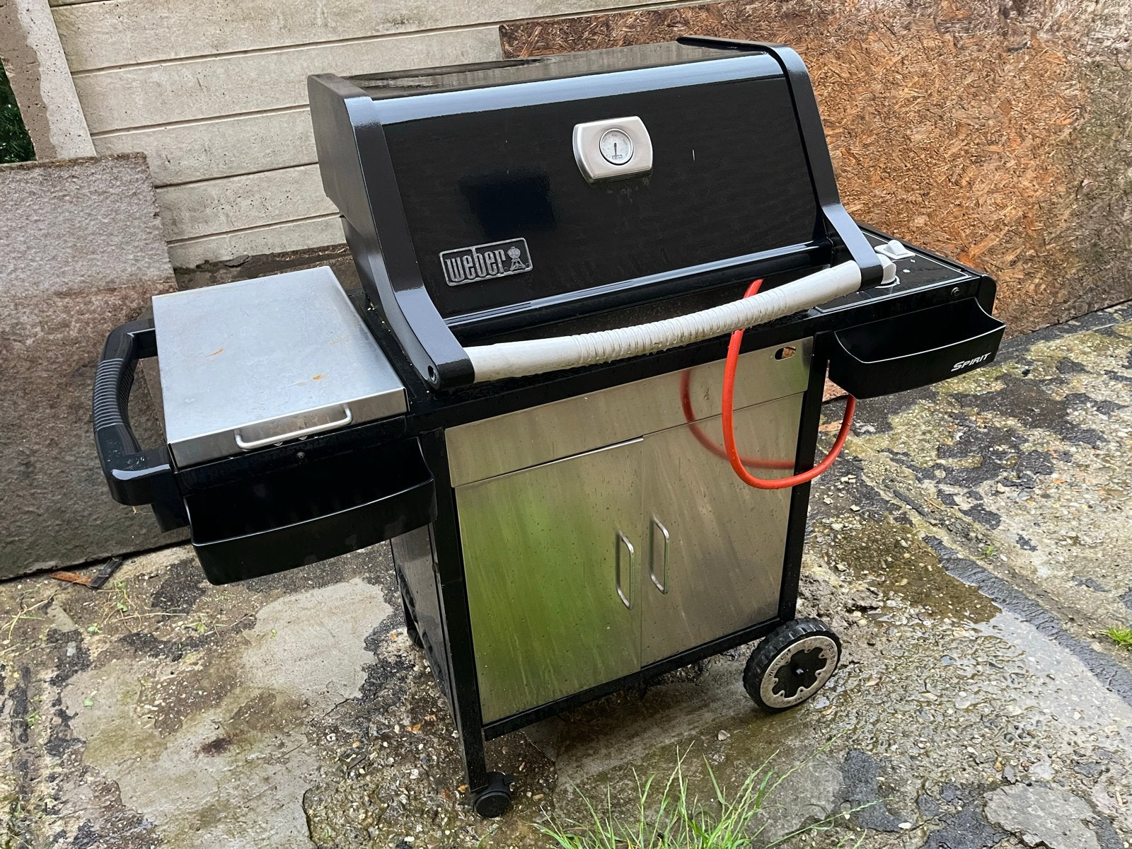 Weber Spirit gasbarbecue met zijbrander, Ophalen, Gebruikt