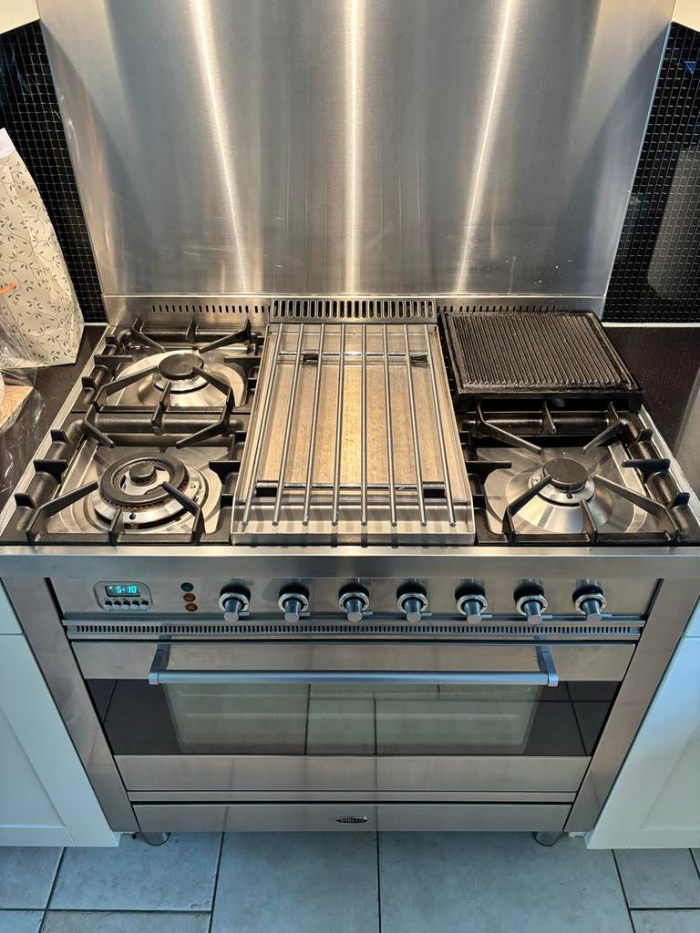 Boretti gasfornuis met oven en grill (5 pits), Witgoed en Apparatuur, Fornuizen, Ophalen, Gebruikt, Grill, Gas