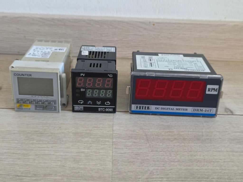 FOTEK, Omron, BTC Industriële Digitale Meters / Counters, Ophalen of Verzenden, Gebruikt