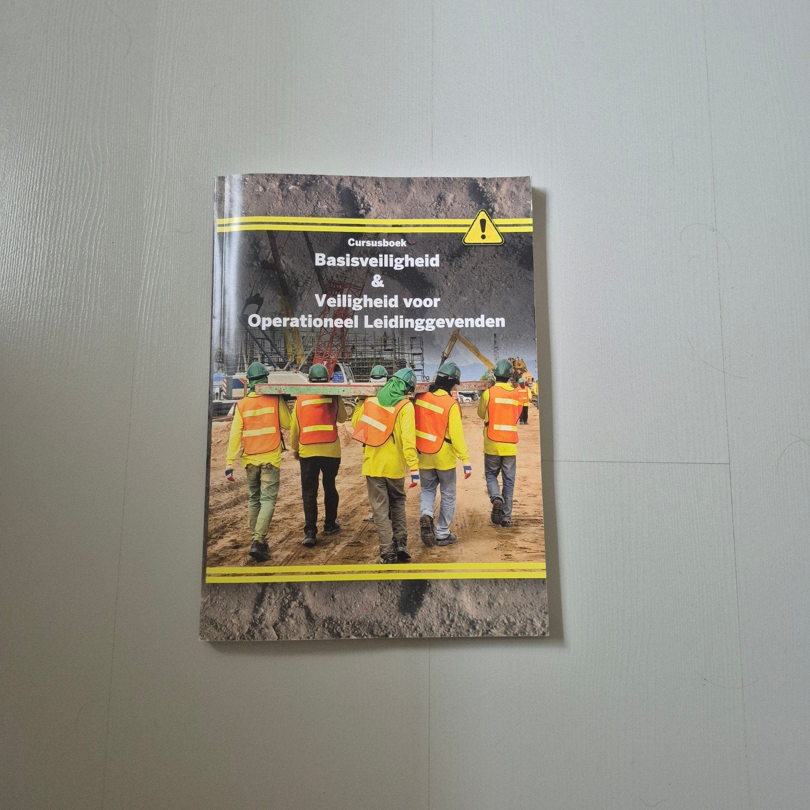 Cursusboek VCA veiligheid operationeel leidinggevenden, Ophalen of Verzenden, Nieuw, Overige niveaus, Onbekend