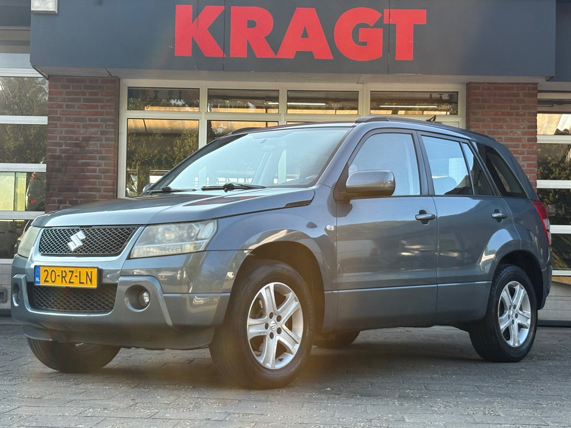 Suzuki Grand Vitara Exclusive 2.0-16V 140 pk LPG G3 - climat, Auto's, 4 cilinders, 1850 kg, Grand Vitara, Bedrijf