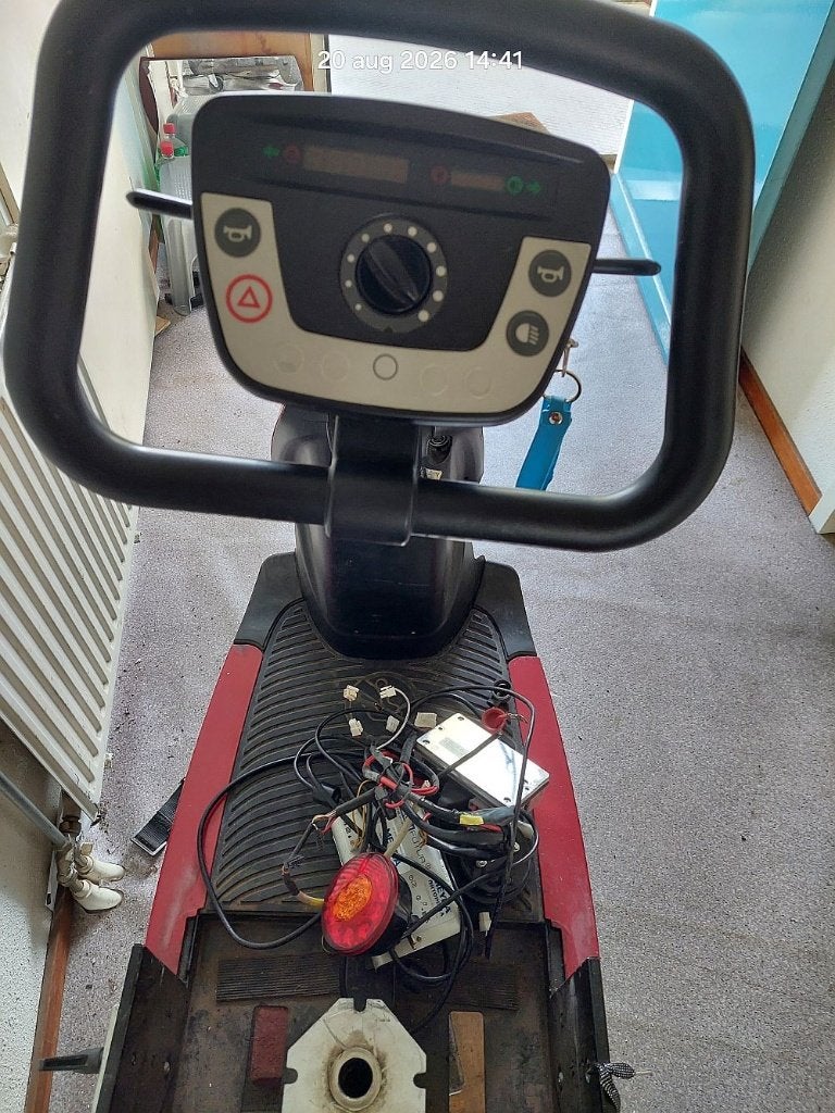 Trophy 6 scootmobiel onderdelen, Diversen, Overige merken, Gebruikt, Ophalen of Verzenden, 36 t/m 45 km