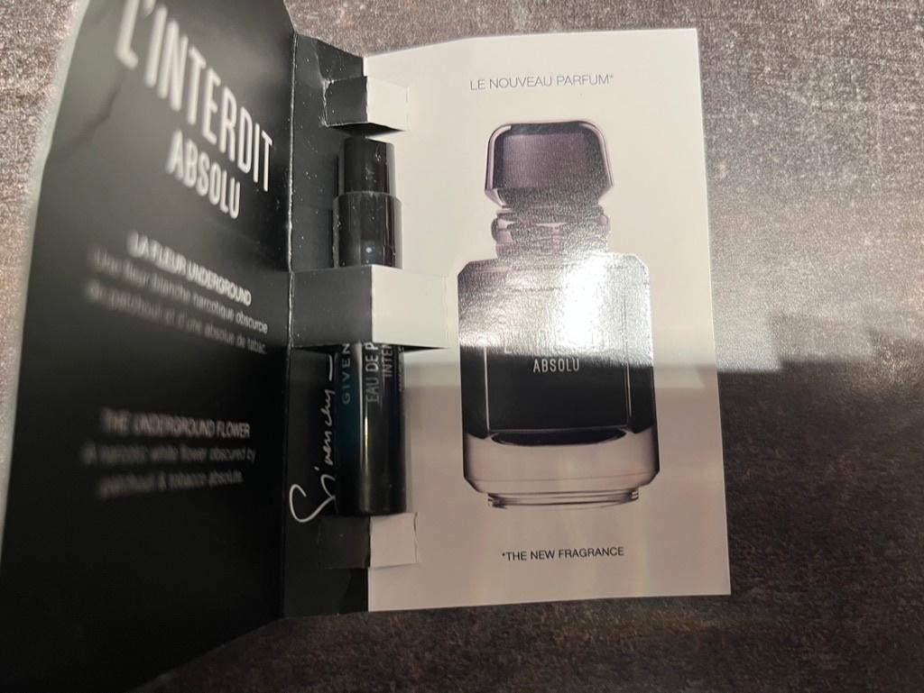 parfum sample L'Interdit, Ophalen of Verzenden, Nieuw