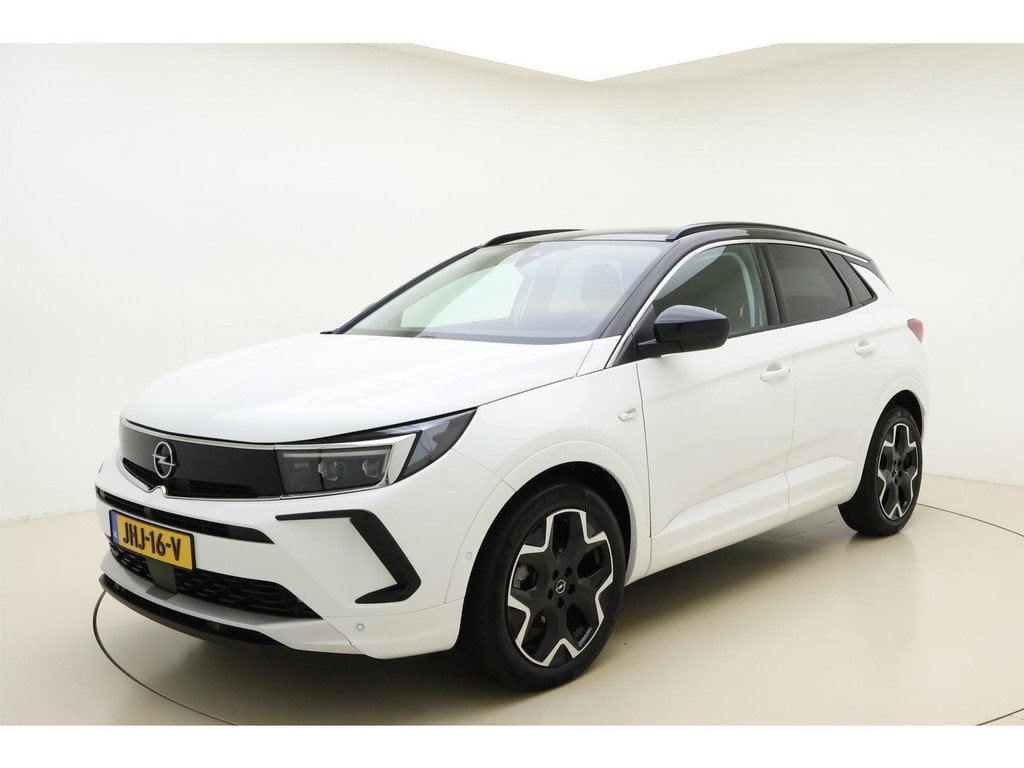 Opel Grandland 1.2 Turbo 130pk Automaat Ultimate | Navigatie, Auto's, Opel, 15 km/l, Gebruikt, 1199 cc, Alcantara