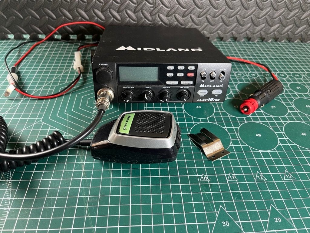 Midland Alan 48 Pro CB 27MC  (2 stuks), Ophalen of Verzenden, Zo goed als nieuw, Zender en Ontvanger